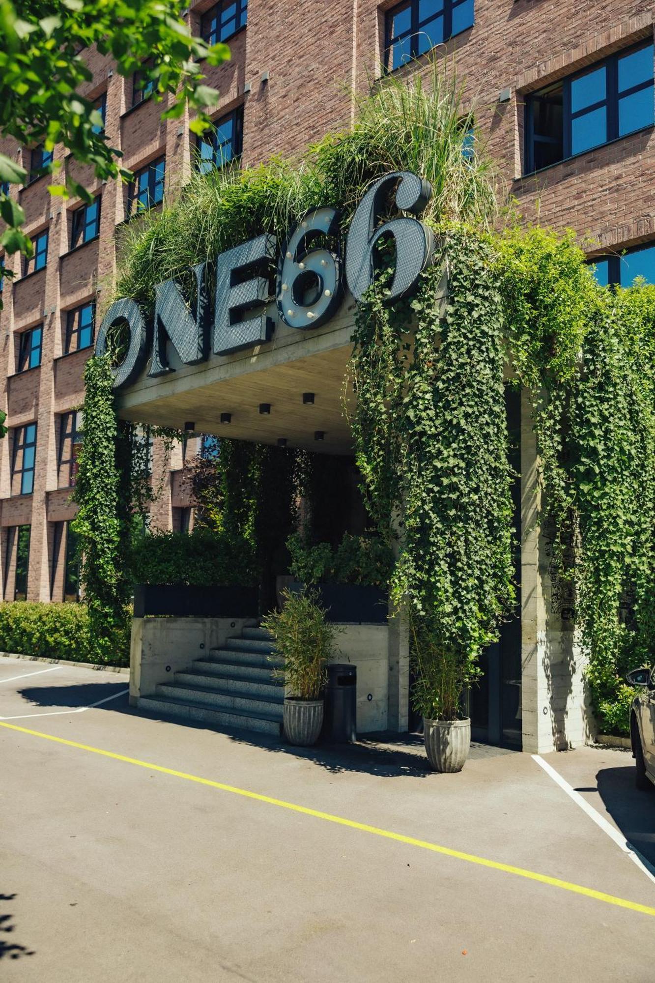 One66 Hotel 류블랴나 외부 사진